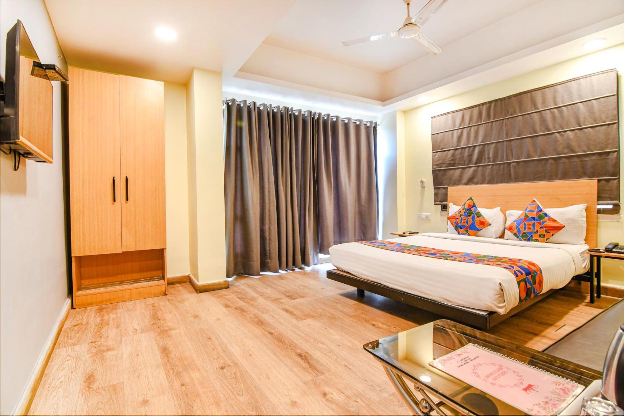 Отель Super Townhouse Suncitel Near Kolkata Airport Dam Dam Экстерьер фото