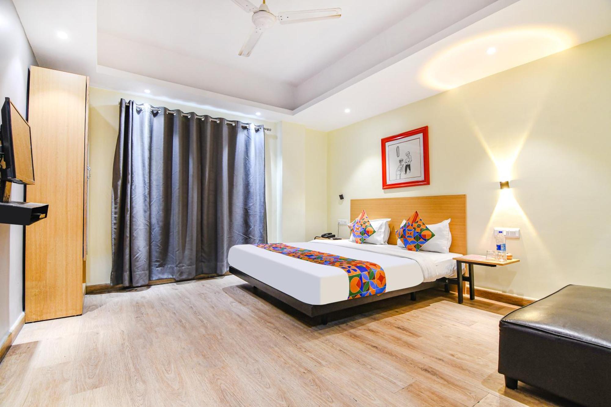 Отель Super Townhouse Suncitel Near Kolkata Airport Dam Dam Экстерьер фото